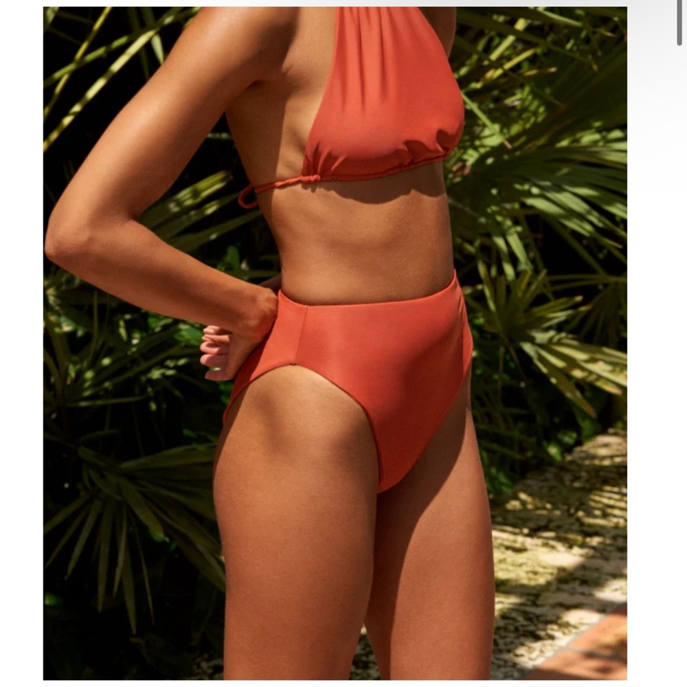 Jade Medium NWOT Incline High Waist Cheeky Bikini Bottom‎ Melon Orange Matte